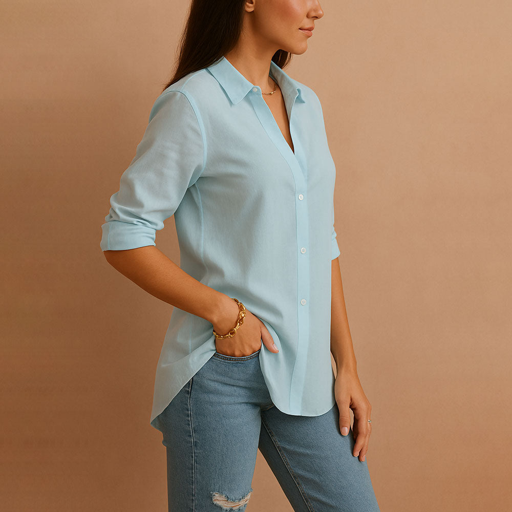 Chemise bleu classique et intemporelle
